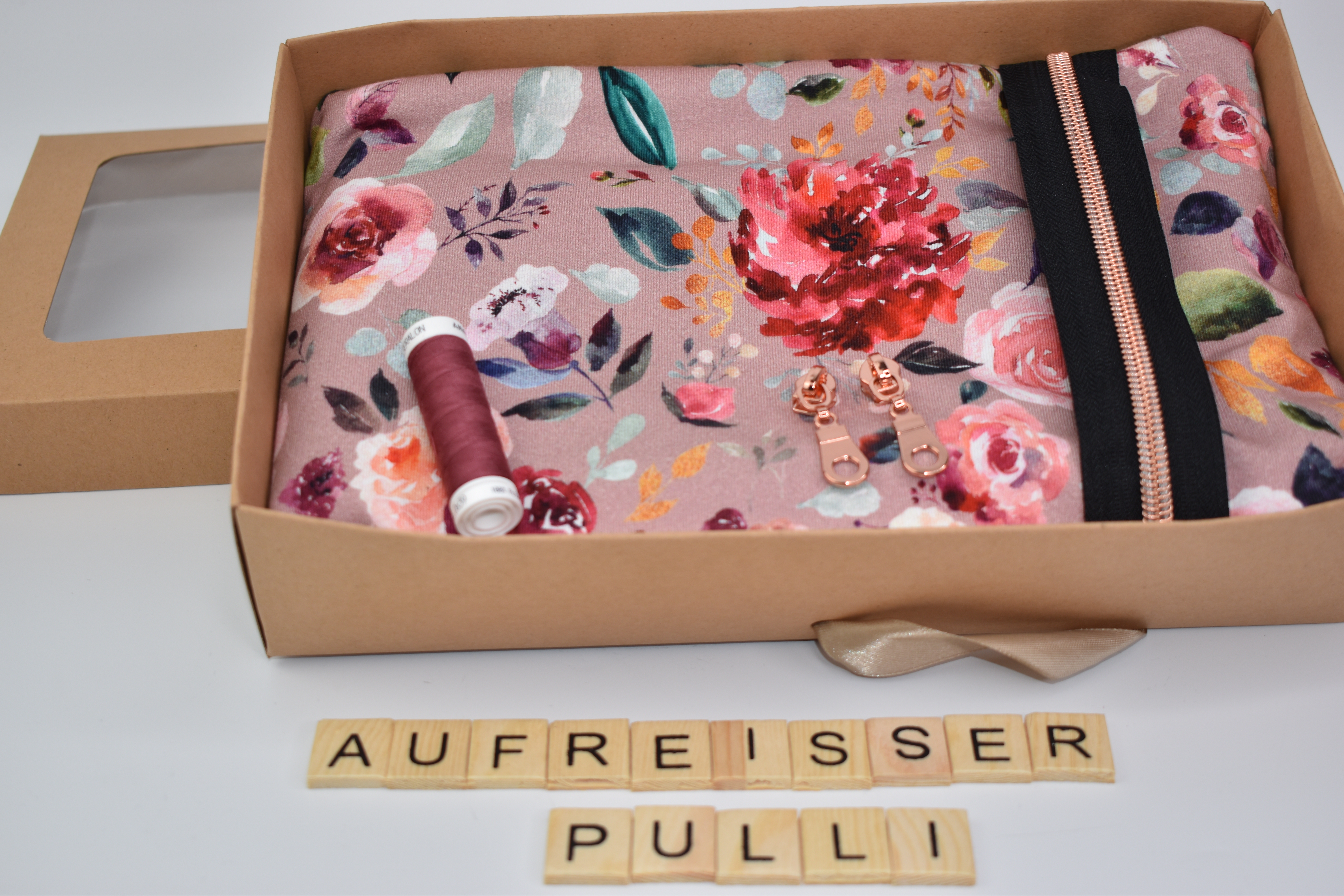 Stoffcrew Box - Aufreißer Pulli Old Rose Rosegold Blumen Gr. XS - M  
